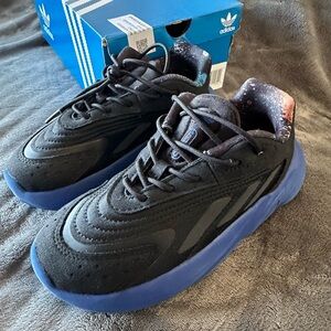 Kids Adidas Ozelia Sneakers